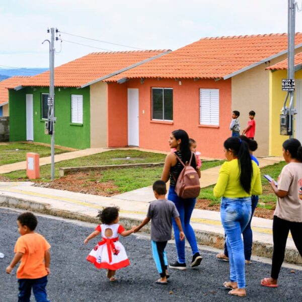 Entrega de casas a custo zero
