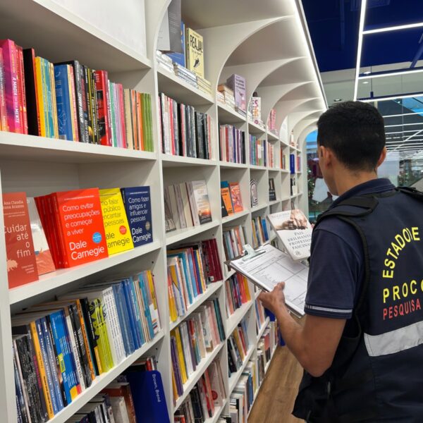 Pesquisa do Procon Goiás aponta variação de até 226% nos preços de presentes de Natal