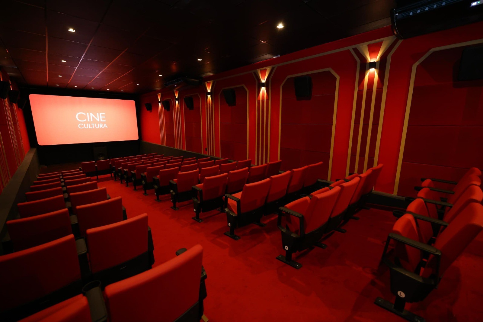 Secult Goiás reúne atrações variadas na capital e no interior - sala de exibição do Cine Cultura em Goiânia