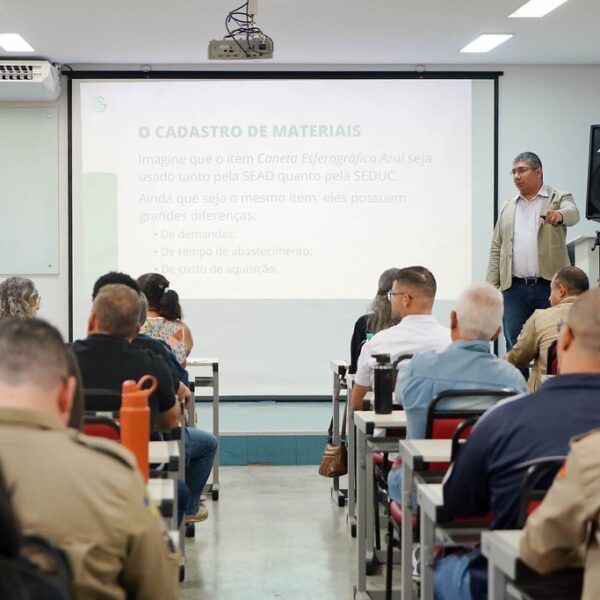 Servidores em sala de aula