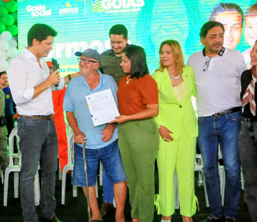 Daniel Vilela amplia atendimento habitacional em Formosa com entrega de 767 novos benefícios