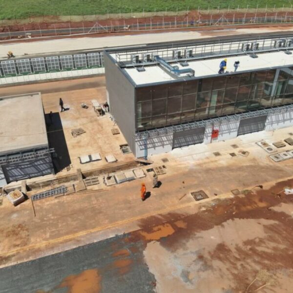 Bombeiros e Secretaria de Esporte acompanham obras que vão garantir segurança e estrutura moderna para o retorno do MotoGP a Goiânia