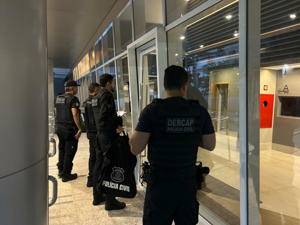 Polícia apura fraudes em licitações de órgão público