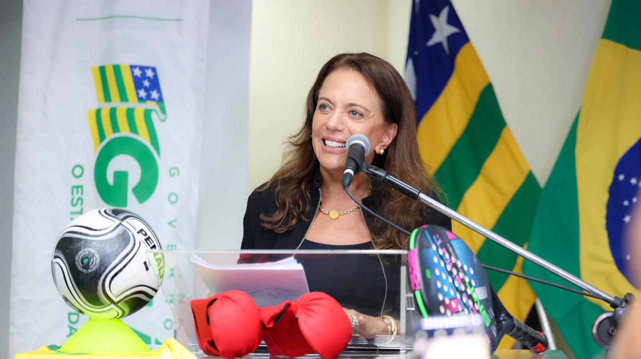 *Gracinha Caiado entrega R$ 1,5 milhão em material esportivo para municípios goianos*