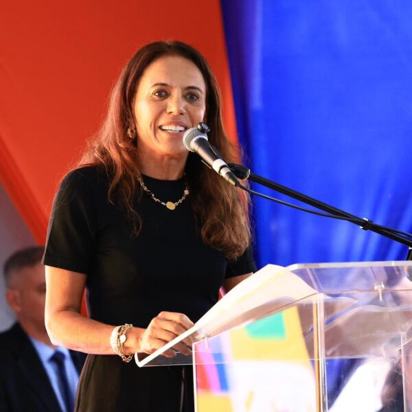 Caiado lança Folia Goiás 2026 com investimento de R$ 20 milhões no carnaval