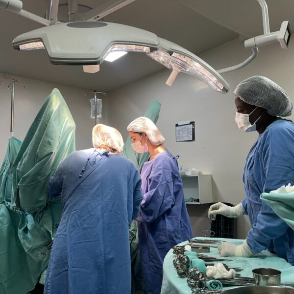 Dia da Visibilidade Trans: cirurgias complementares de redesignação passam a ser feitas a laser no HGG