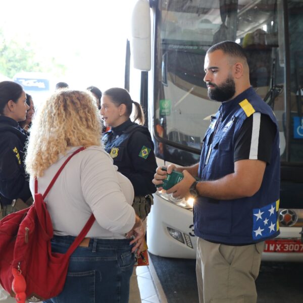 Campanha Pule, Brinque e Cuide da AGR na Rodoviária de Goiânia