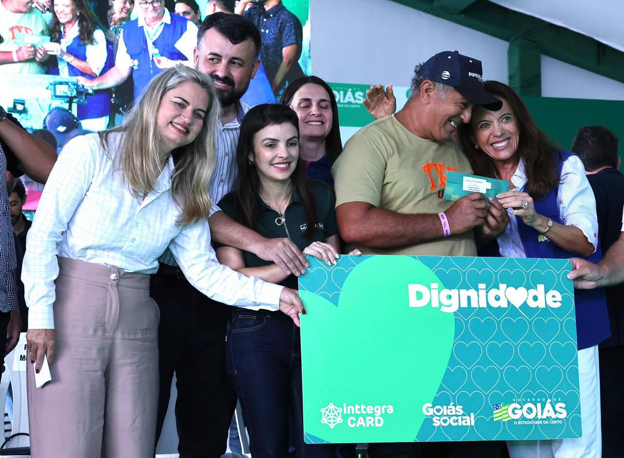 Gracinha no Goiás Social Mozarlândia