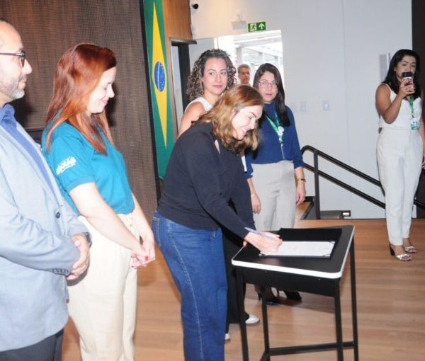 Lançamento da Campanha Bullying não compensa