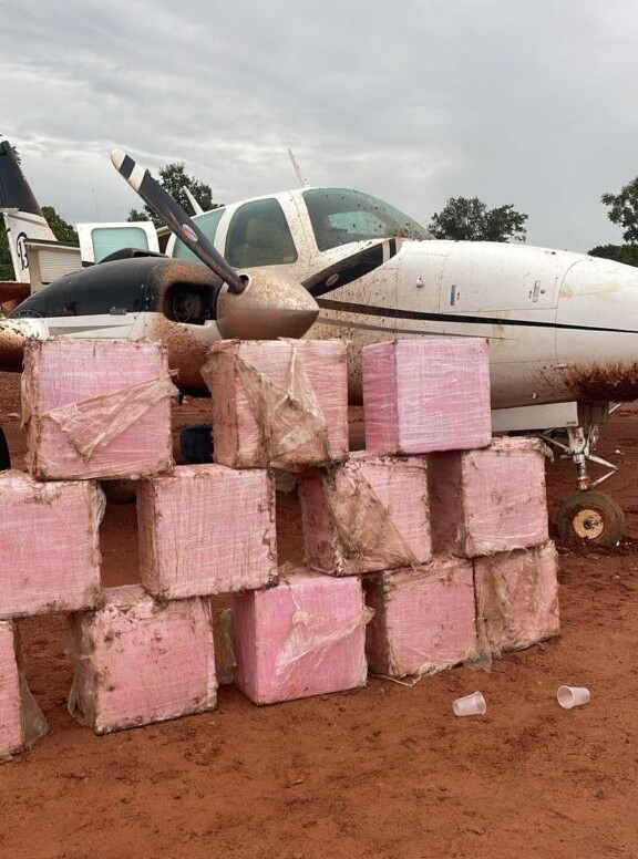Operação desarticula transporte aéreo de drogas