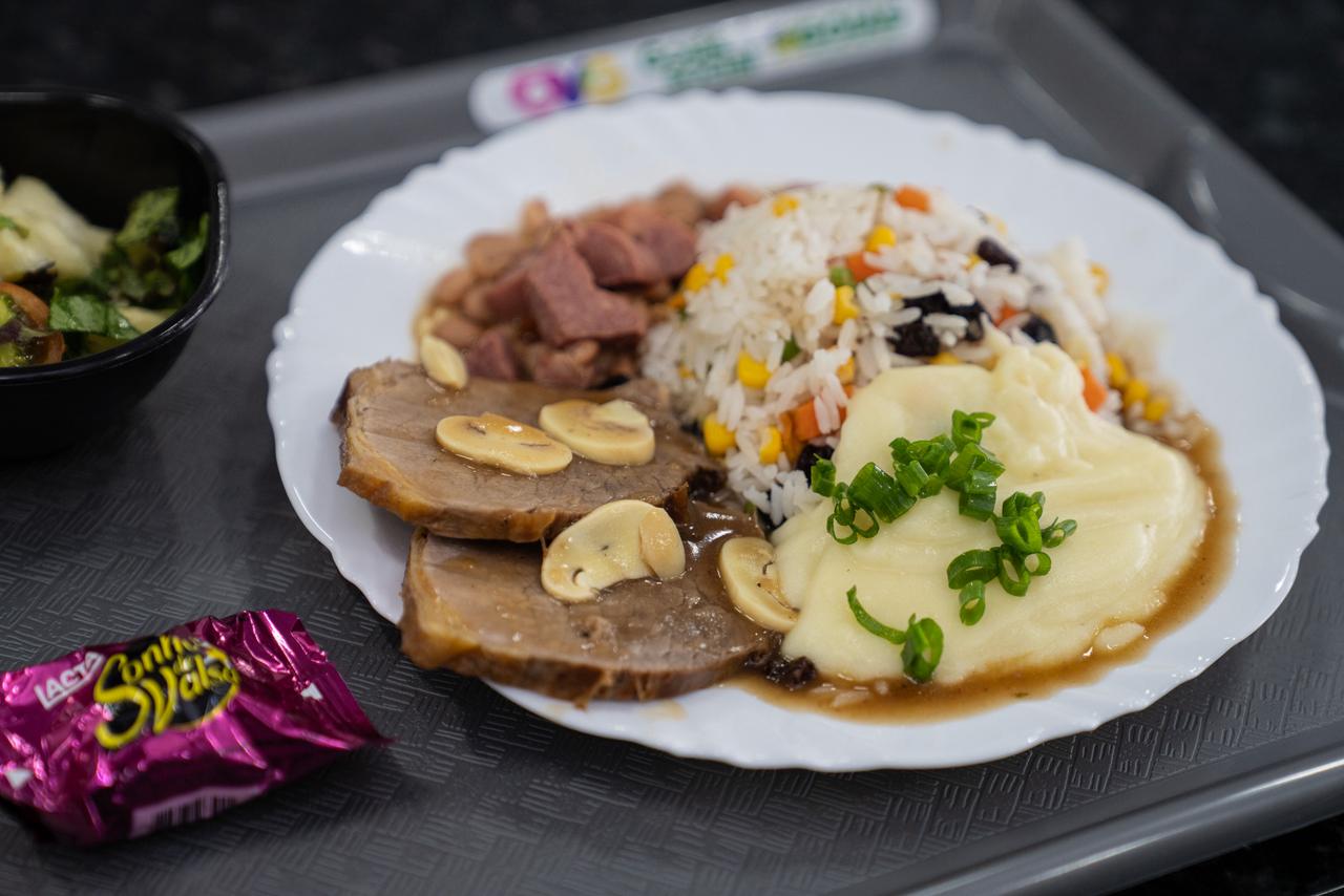 Prato de comida do Restaurante do Bem