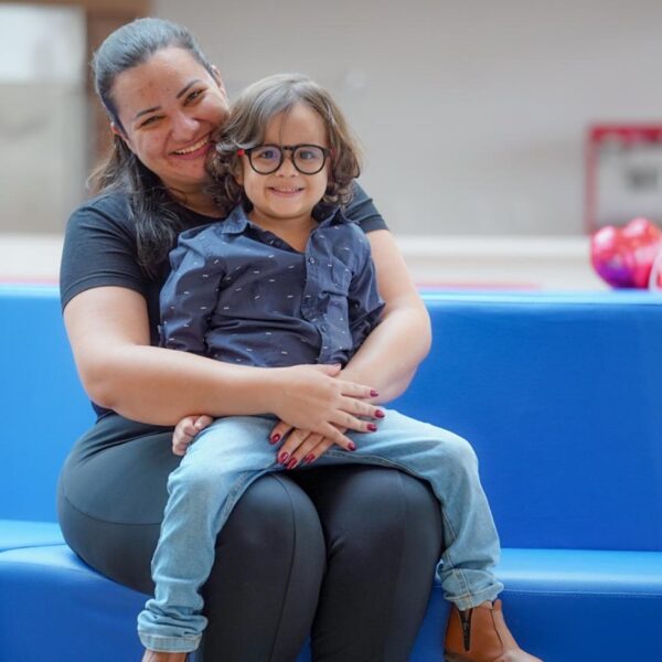 Goiás amplia rede de atendimento oncológico para crianças, jovens e adultos