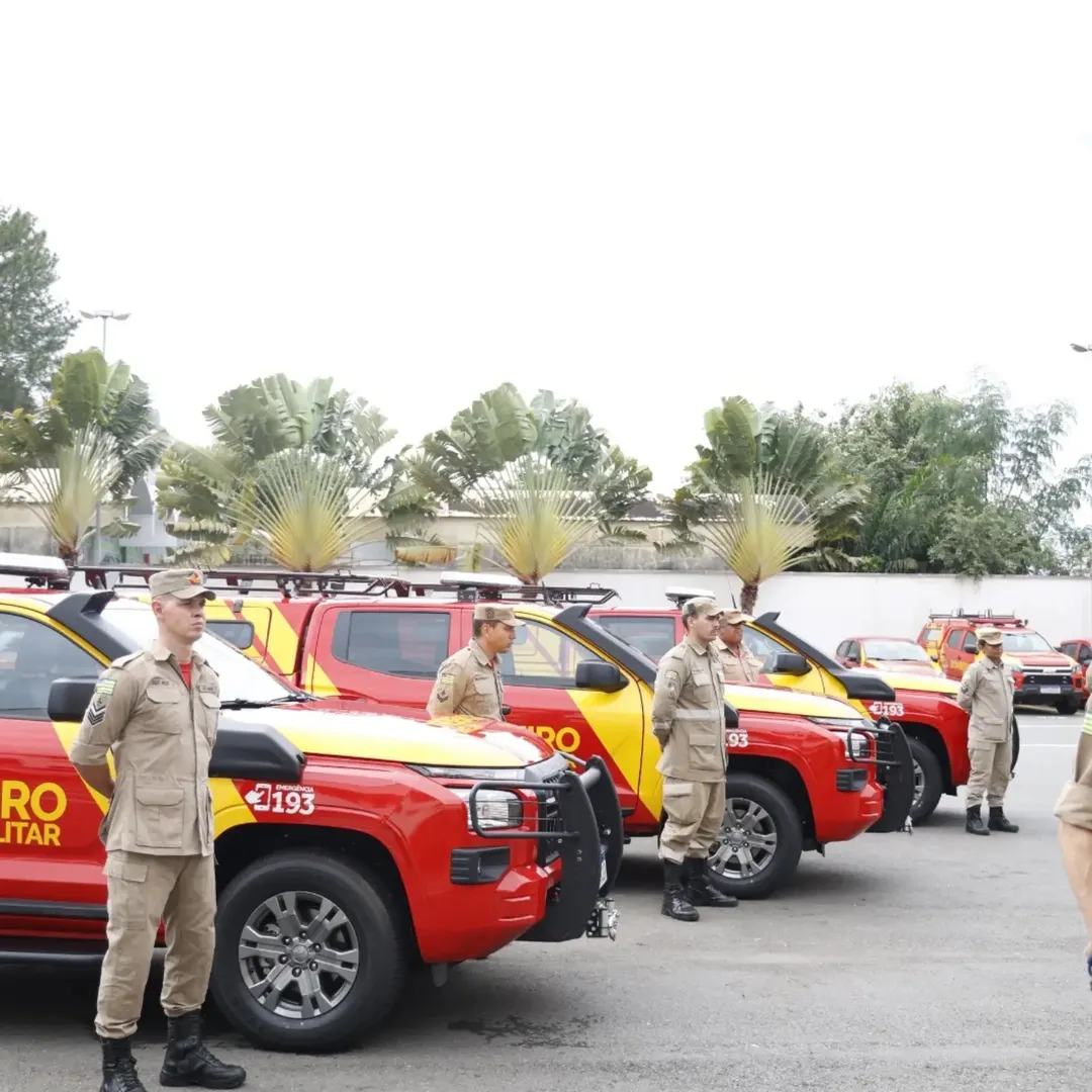 CBMGO recebe novas viaturas operacionais